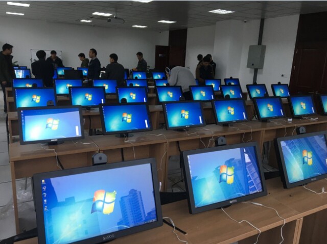 蘇州園區(qū)車管所考試機(jī)27臺(tái)、學(xué)習(xí)機(jī)48臺(tái)、排隊(duì)叫號(hào)系統(tǒng)